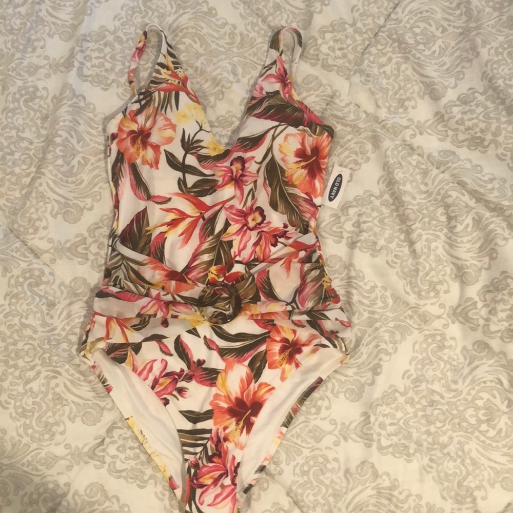 ONE PIECE FLORAL BATHING SUIT